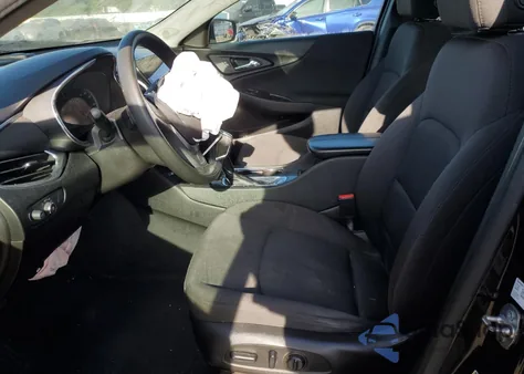 2019 Chevrolet Malibu Lt z USA, uszkodzony, nr VIN 1G1ZD5ST0KF181092